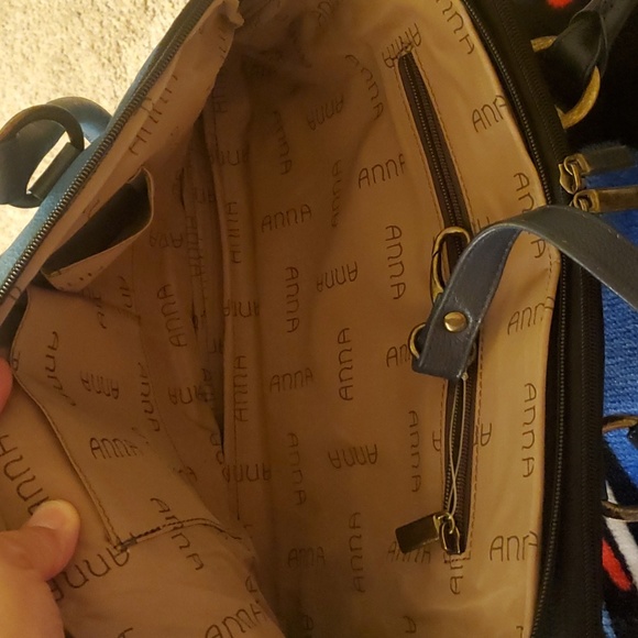 Anna by Anuschka Crossbody/Shoulder bag - Picture 3 of 9